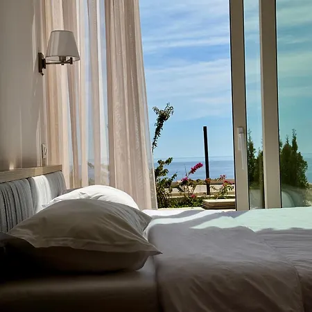 Aparthotel Green Condo Hotel Palase Palasë