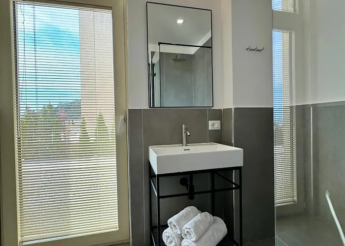Green Condo Hotel Palase 3*
