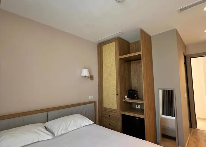 Green Condo Hotel Palase Palasa