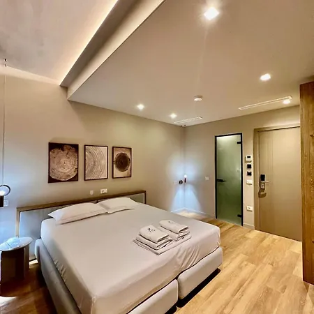 Ξενοδοχείο με διαμερίσματα Green Condo Hotel Palase Παλάσα