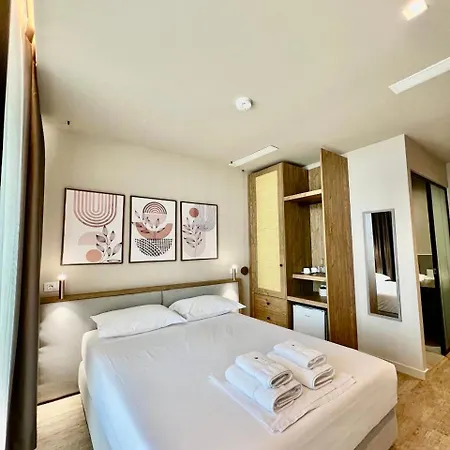 Green Condo Hotel Palase