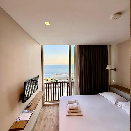 Ξενοδοχείο με διαμερίσματα Green Condo Hotel Palase Παλάσα
