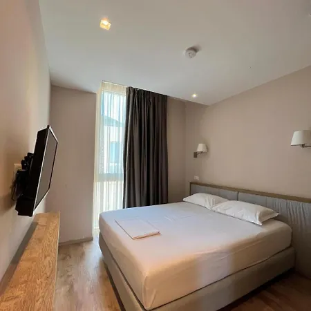 Green Condo Hotel Palase Apart Otel 3*