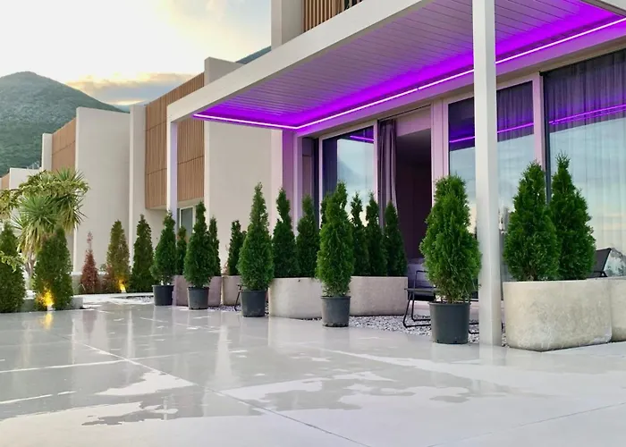 Green Condo Hotel Palase 3* 팔라서