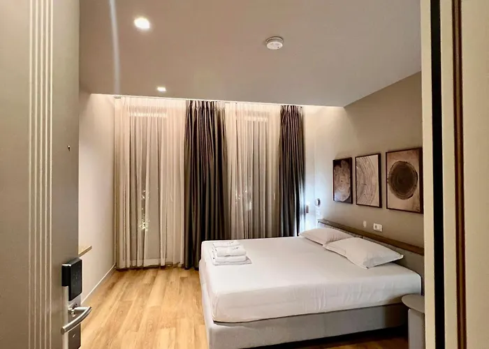 Green Condo Hotel Palase 아파트호텔 팔라서